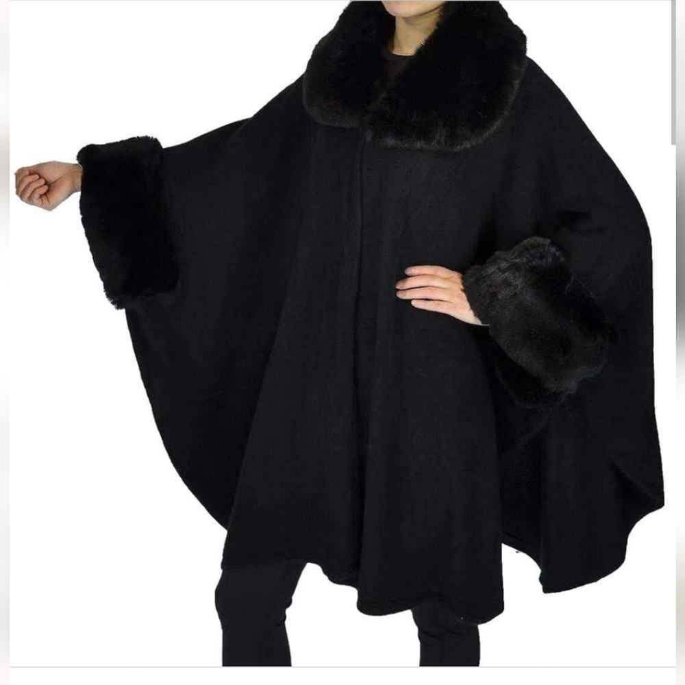 Poncho / Cape
